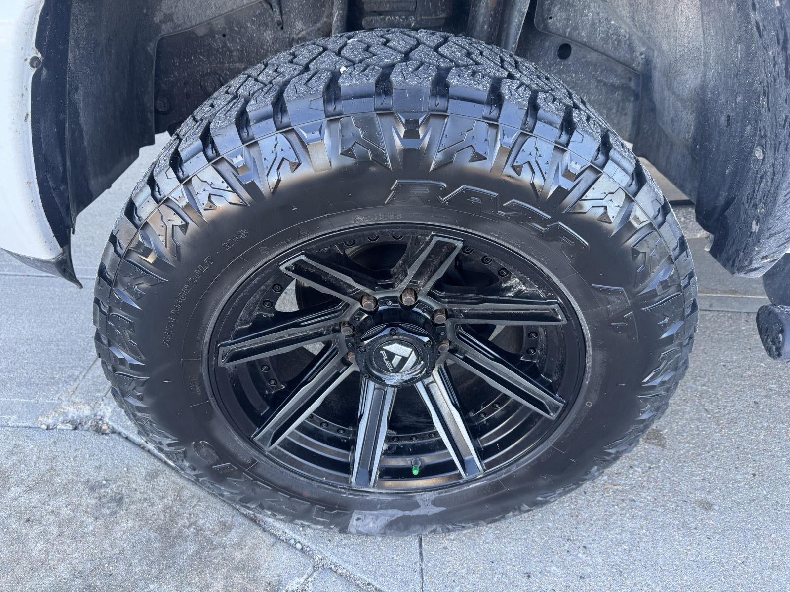 2017 RAM 3500 Big Horn Crew Cab 4x4 6'4' Box