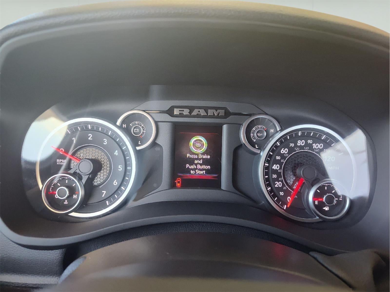 2025 RAM 2500 Tradesman Regular Cab 4x4 8' Box
