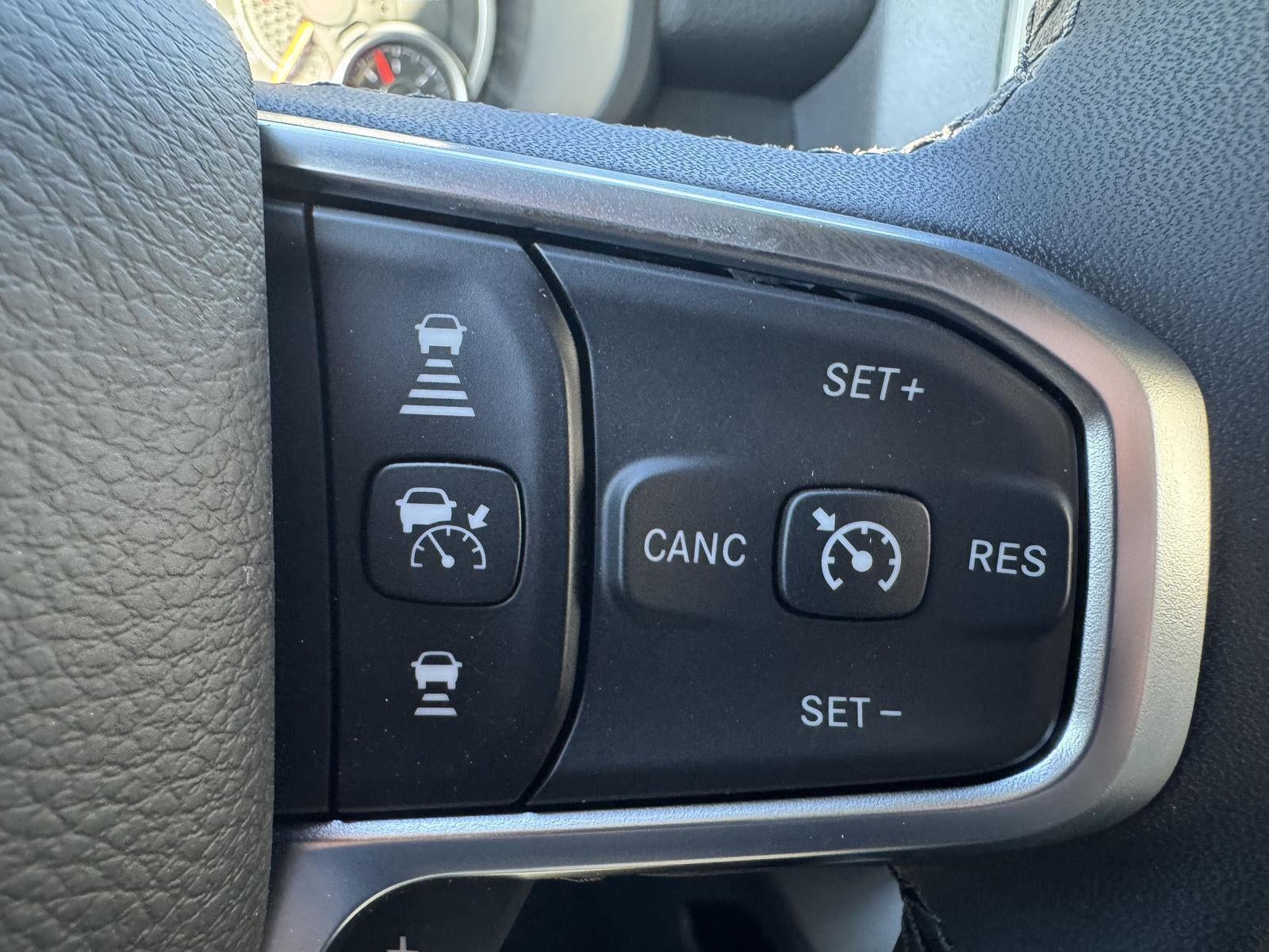 2025 RAM Ram 1500 RAM 1500 BIG HORN CREW CAB 4X4 5'7' BOX