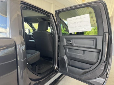 2026 RAM Ram 2500 RAM 2500 BLACK EXPRESS CREW CAB 4X4 6'4' BOX