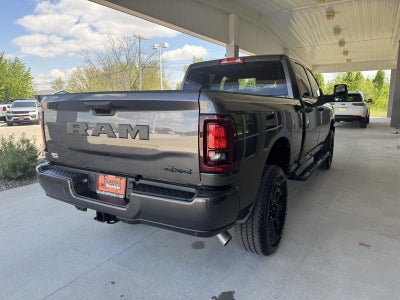 2026 RAM Ram 2500 RAM 2500 BLACK EXPRESS CREW CAB 4X4 6'4' BOX