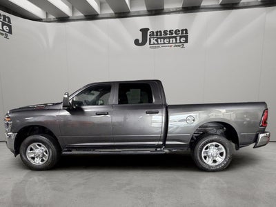 2025 RAM 2500 Tradesman Crew Cab 4x4 6'4' Box