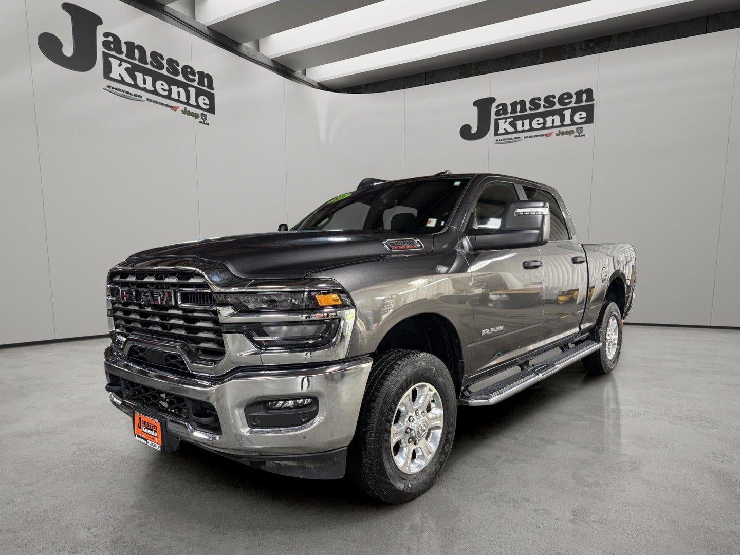 2026 RAM 2500 Big Horn Crew Cab 4x4 6'4' Box