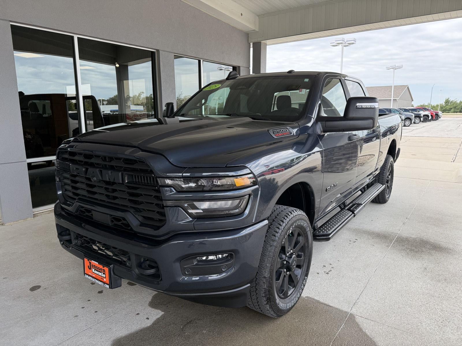2025 RAM 2500 Big Horn Crew Cab 4x4 6'4' Box
