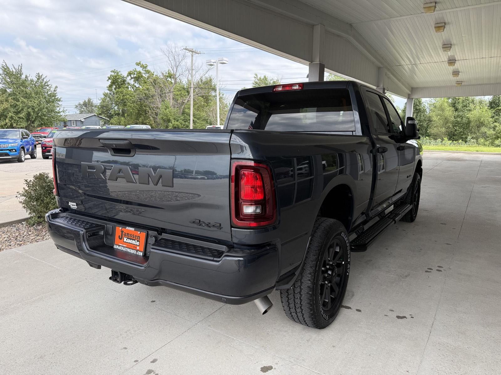 2025 RAM 2500 Big Horn Crew Cab 4x4 6'4' Box