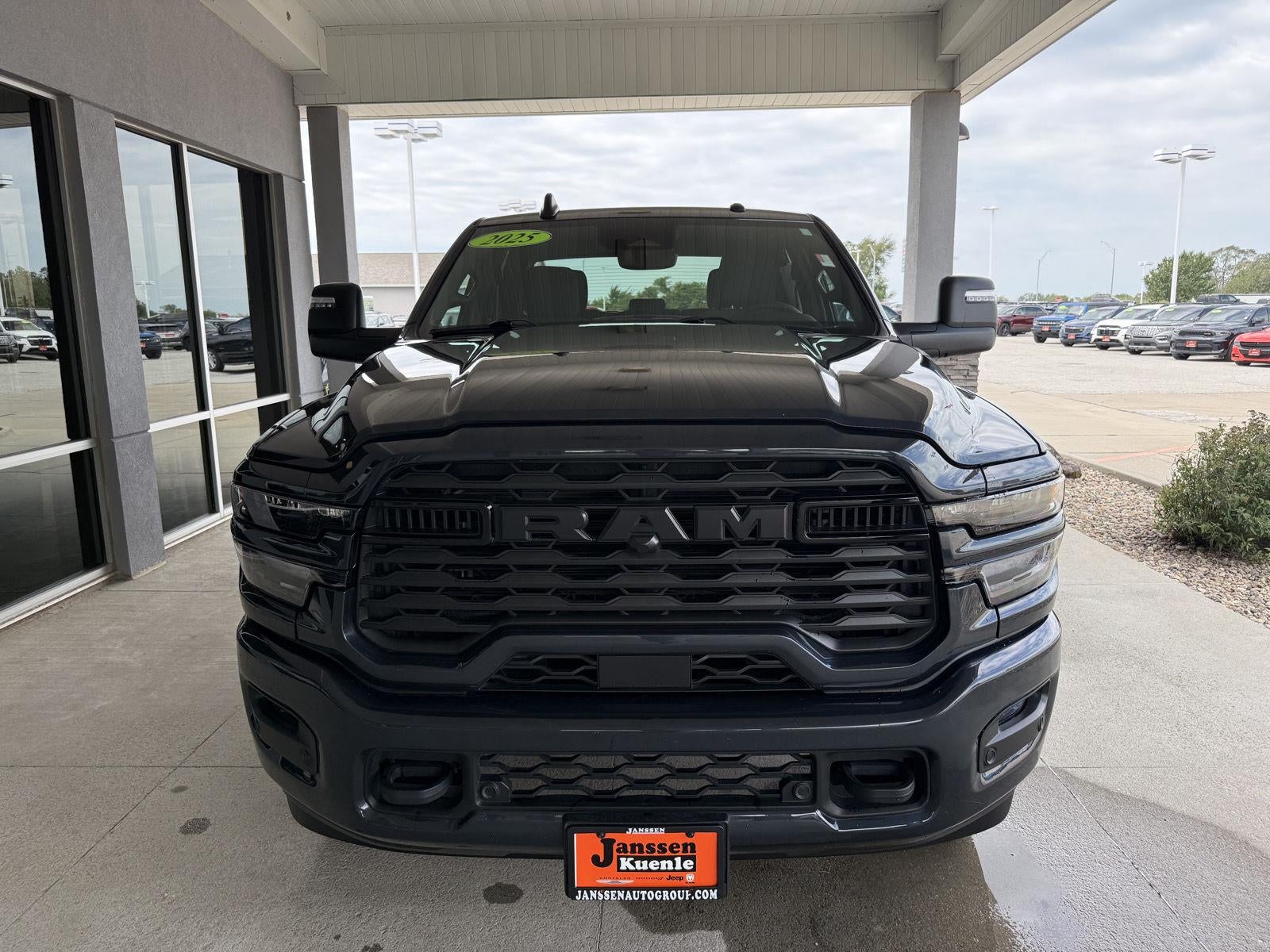 2025 RAM 2500 Big Horn Crew Cab 4x4 6'4' Box