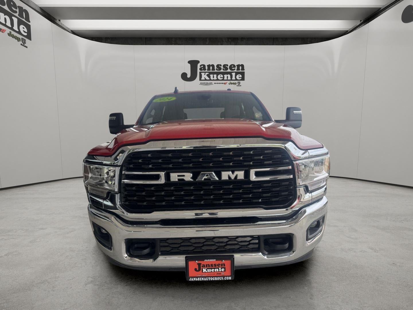 2024 RAM 2500 Big Horn Crew Cab 4x4 6'4' Box