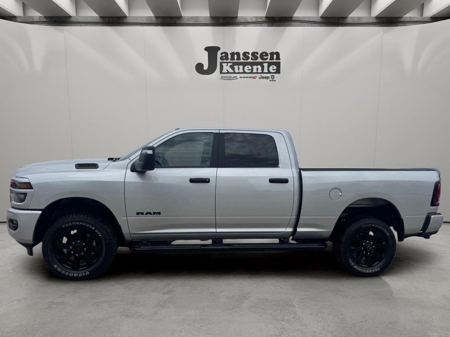 2026 RAM 2500 Big Horn Crew Cab 4x4 6'4' Box