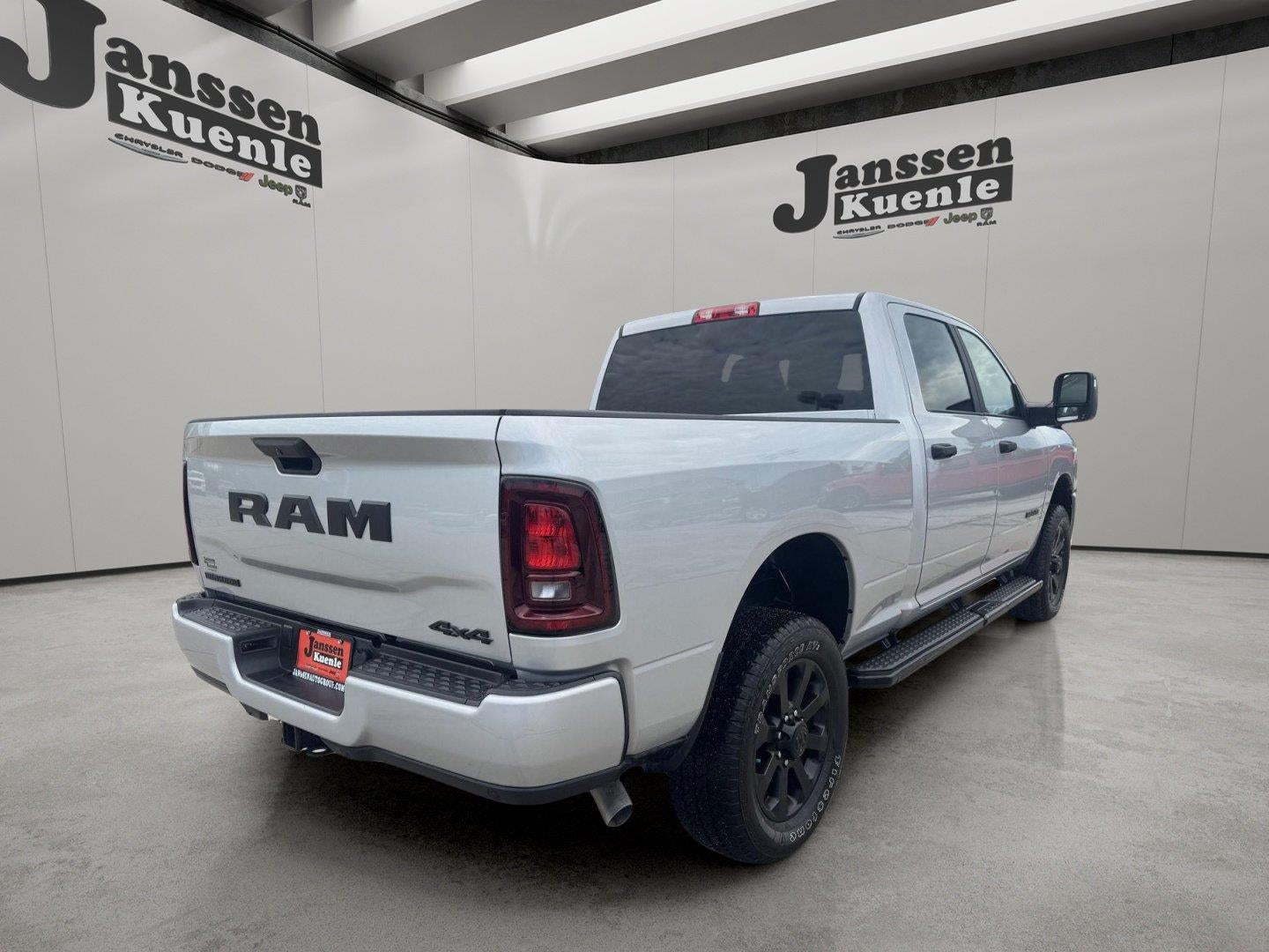 2026 RAM 2500 Big Horn Crew Cab 4x4 6'4' Box