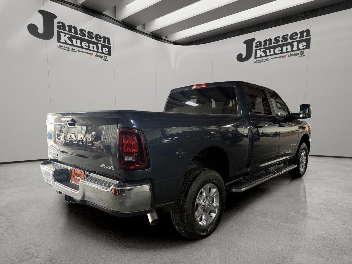 2026 RAM 2500 Big Horn Crew Cab 4x4 6'4' Box