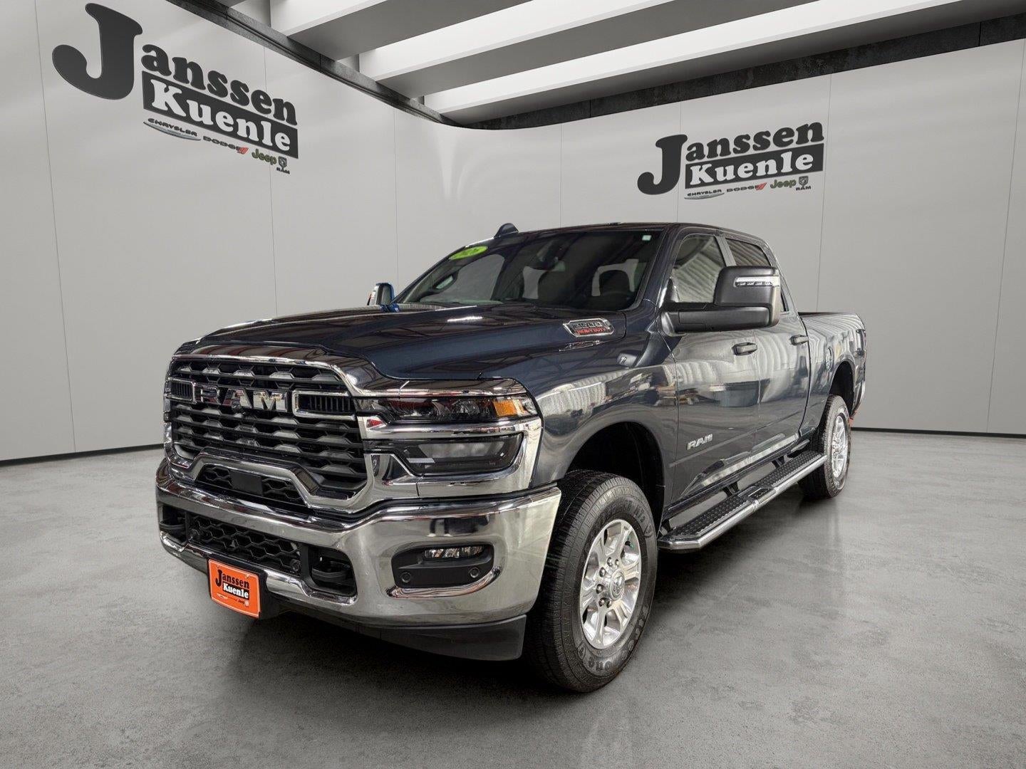 2026 RAM 2500 Big Horn Crew Cab 4x4 6'4' Box