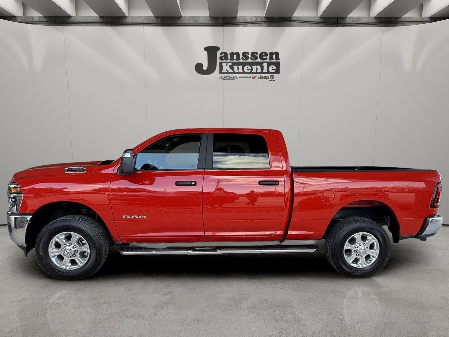 2026 RAM 2500 Big Horn Crew Cab 4x4 6'4' Box