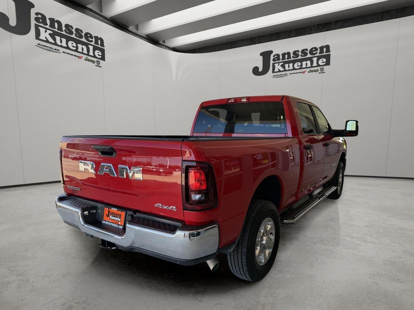 2026 RAM 2500 Big Horn Crew Cab 4x4 6'4' Box