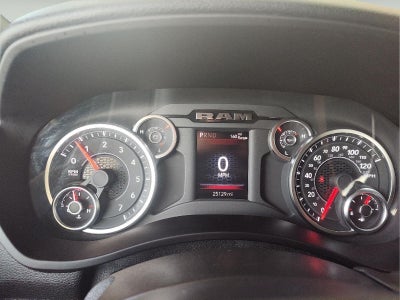 2025 RAM 2500 Big Horn Crew Cab 4x4 6'4' Box