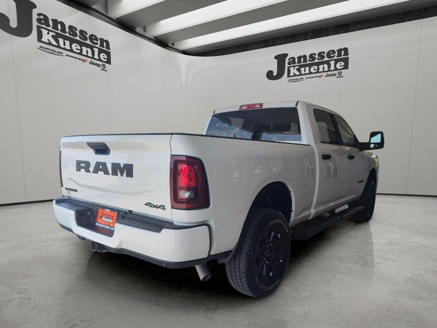 2025 RAM 2500 Big Horn Crew Cab 4x4 6'4' Box