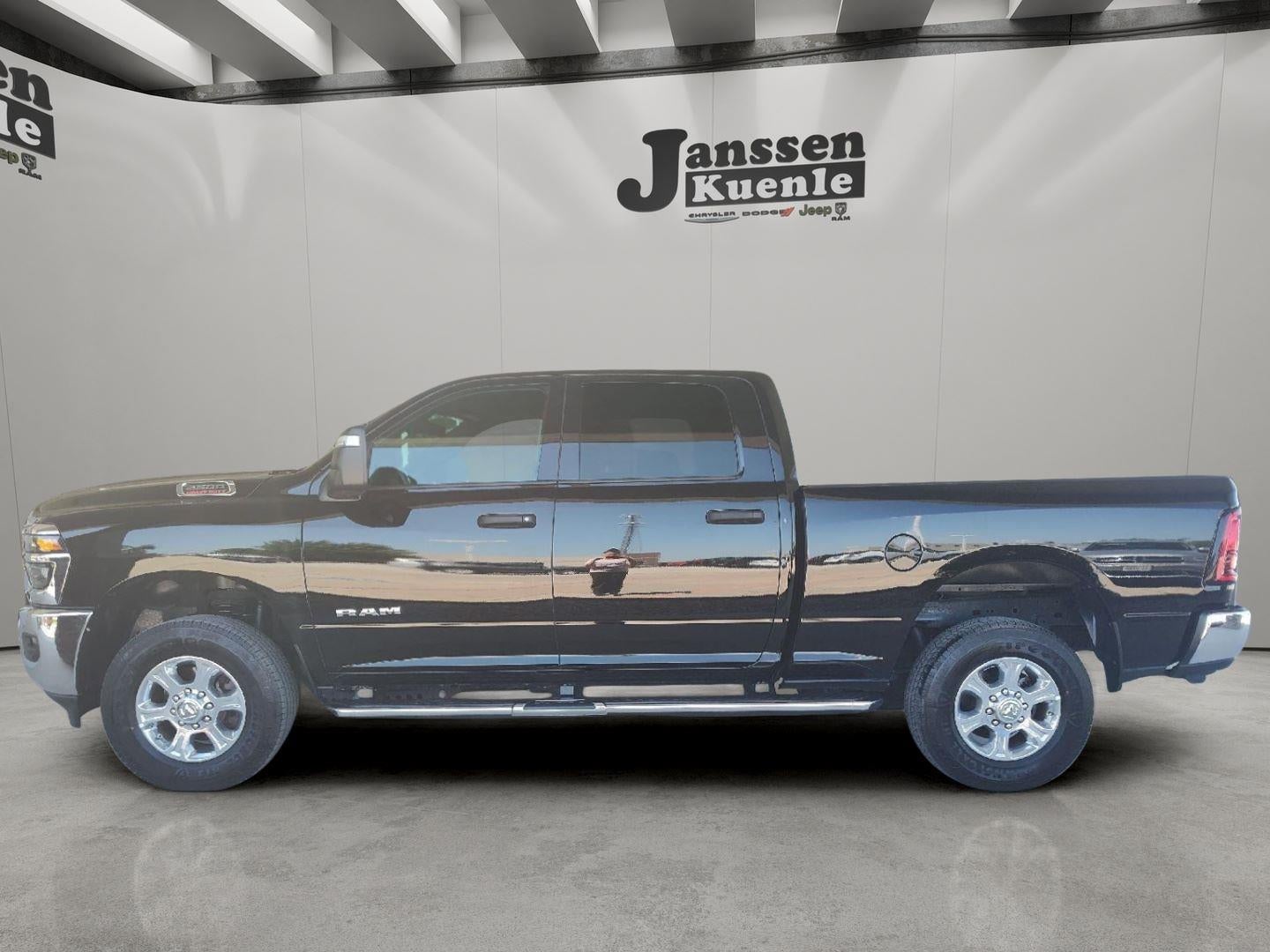 2026 RAM 2500 Big Horn Crew Cab 4x4 6'4' Box