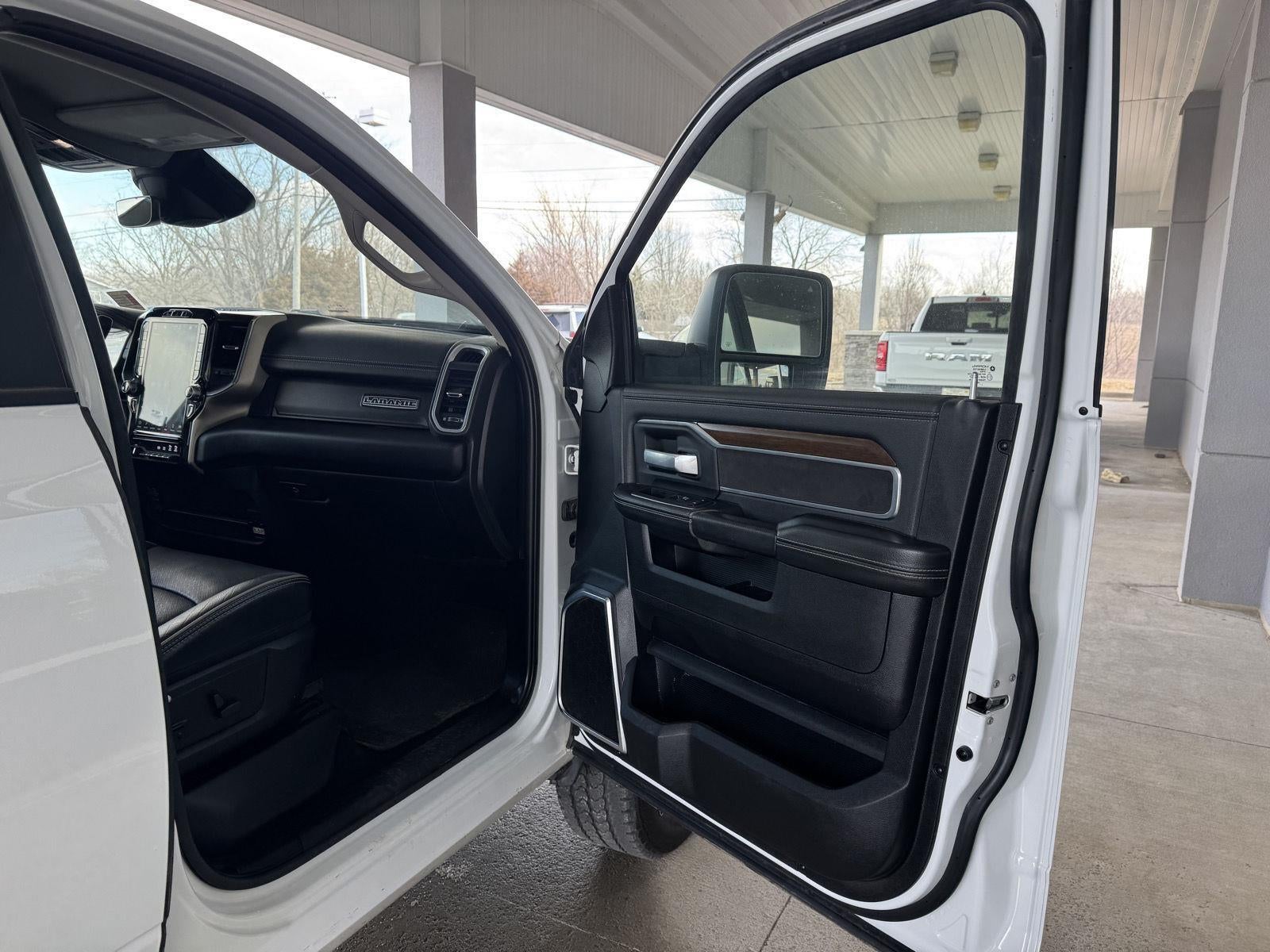 2024 RAM 2500 Laramie Crew Cab 4x4 6'4' Box