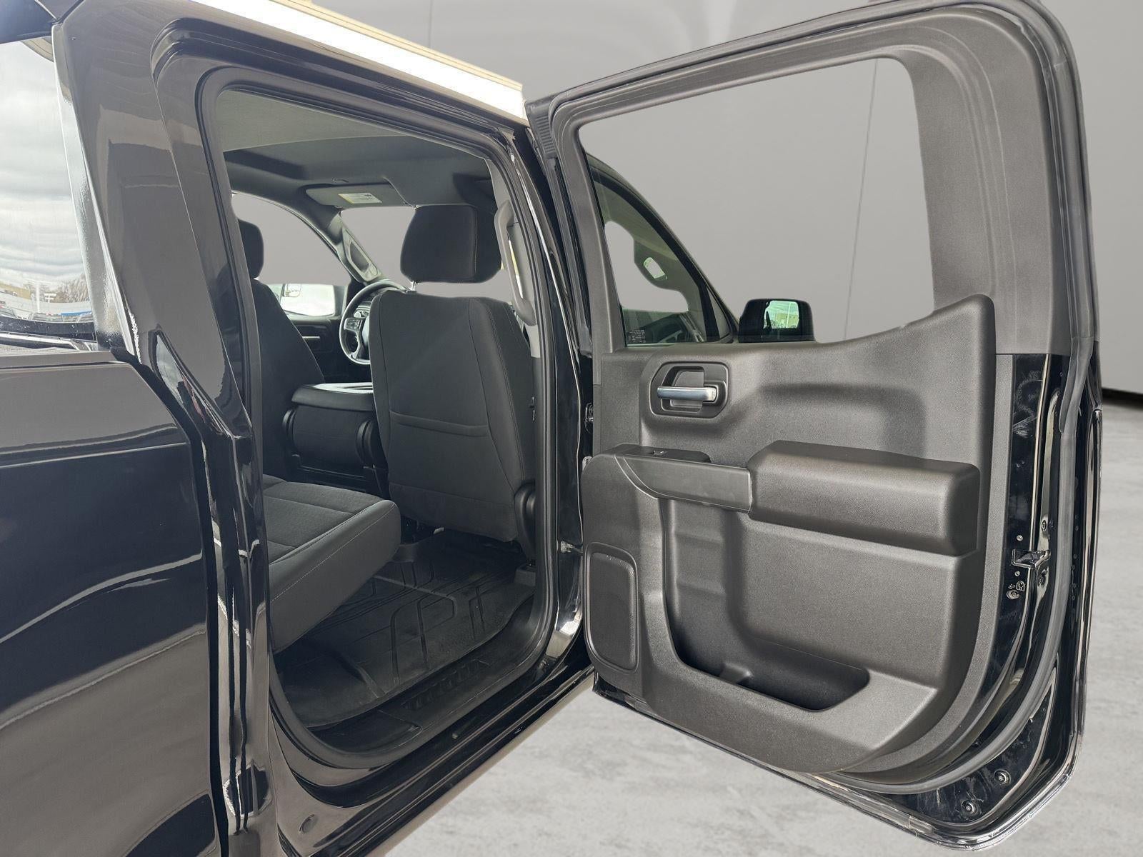 2025 Chevrolet Silverado 1500 4WD Crew Cab Short Bed Custom