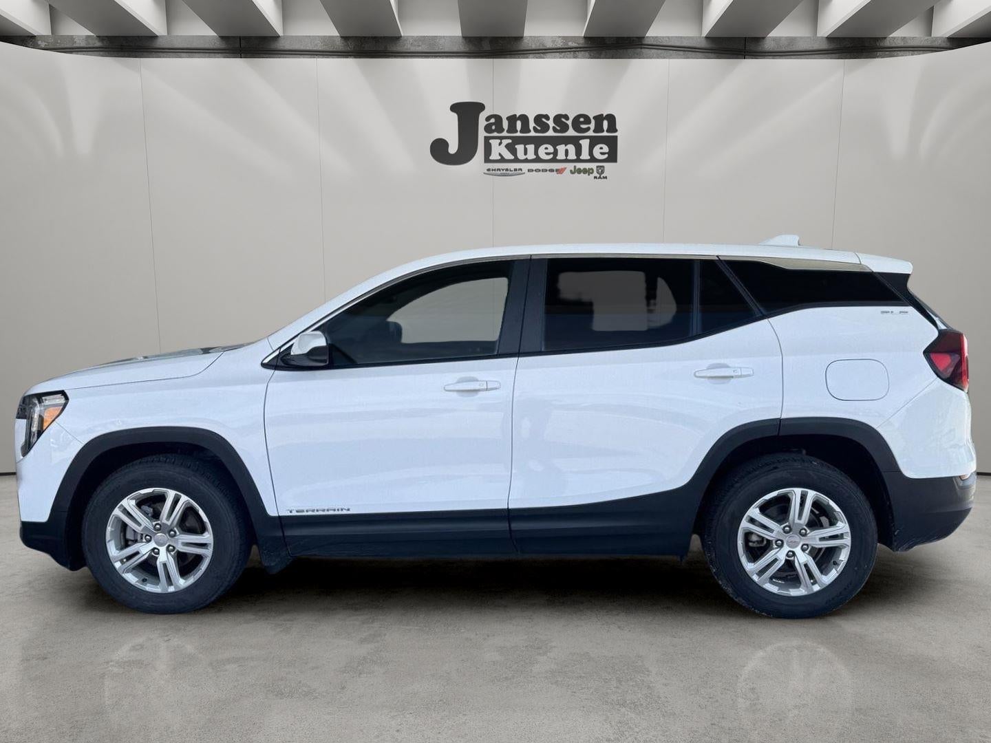 2024 GMC Terrain AWD SLE