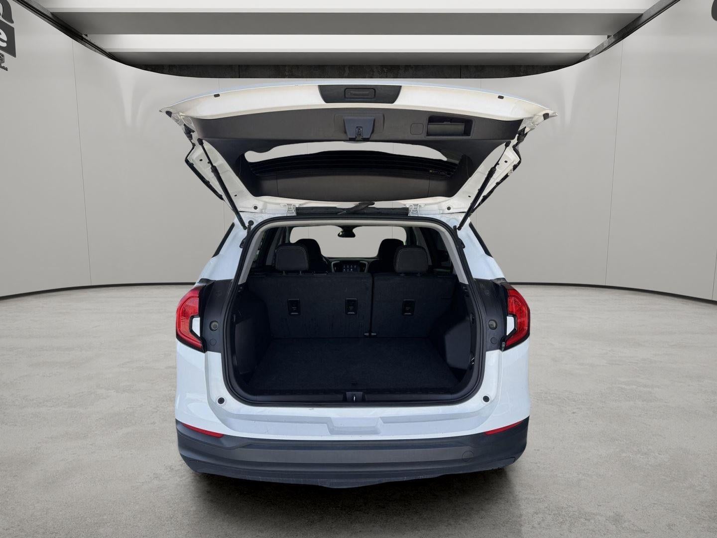 2024 GMC Terrain AWD SLE