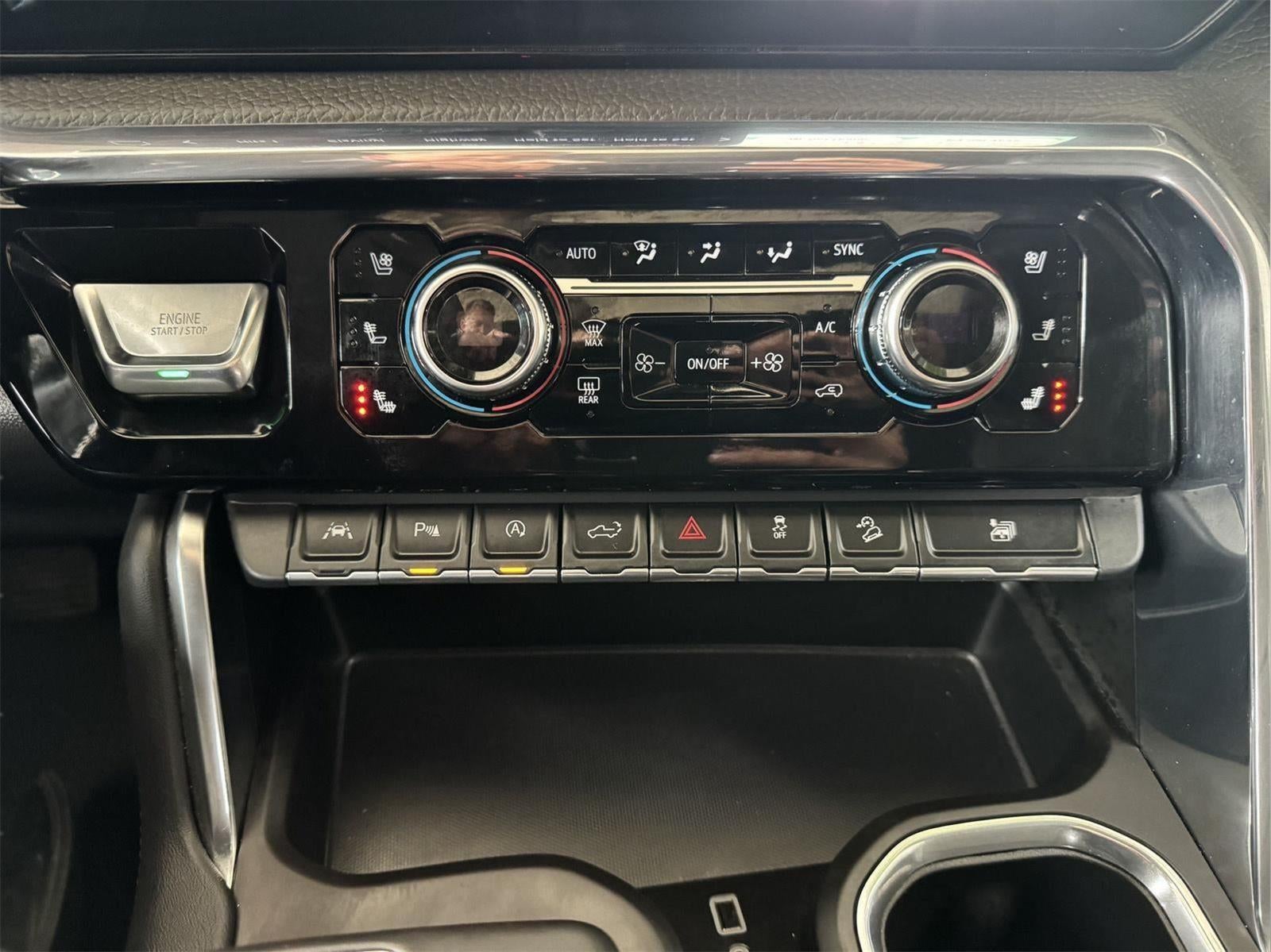 2024 GMC Sierra 1500 4WD Crew Cab Short Box Denali