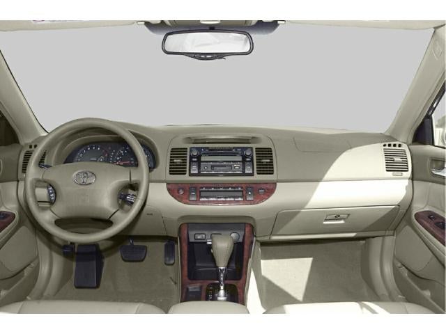 2004 Toyota Camry XLE