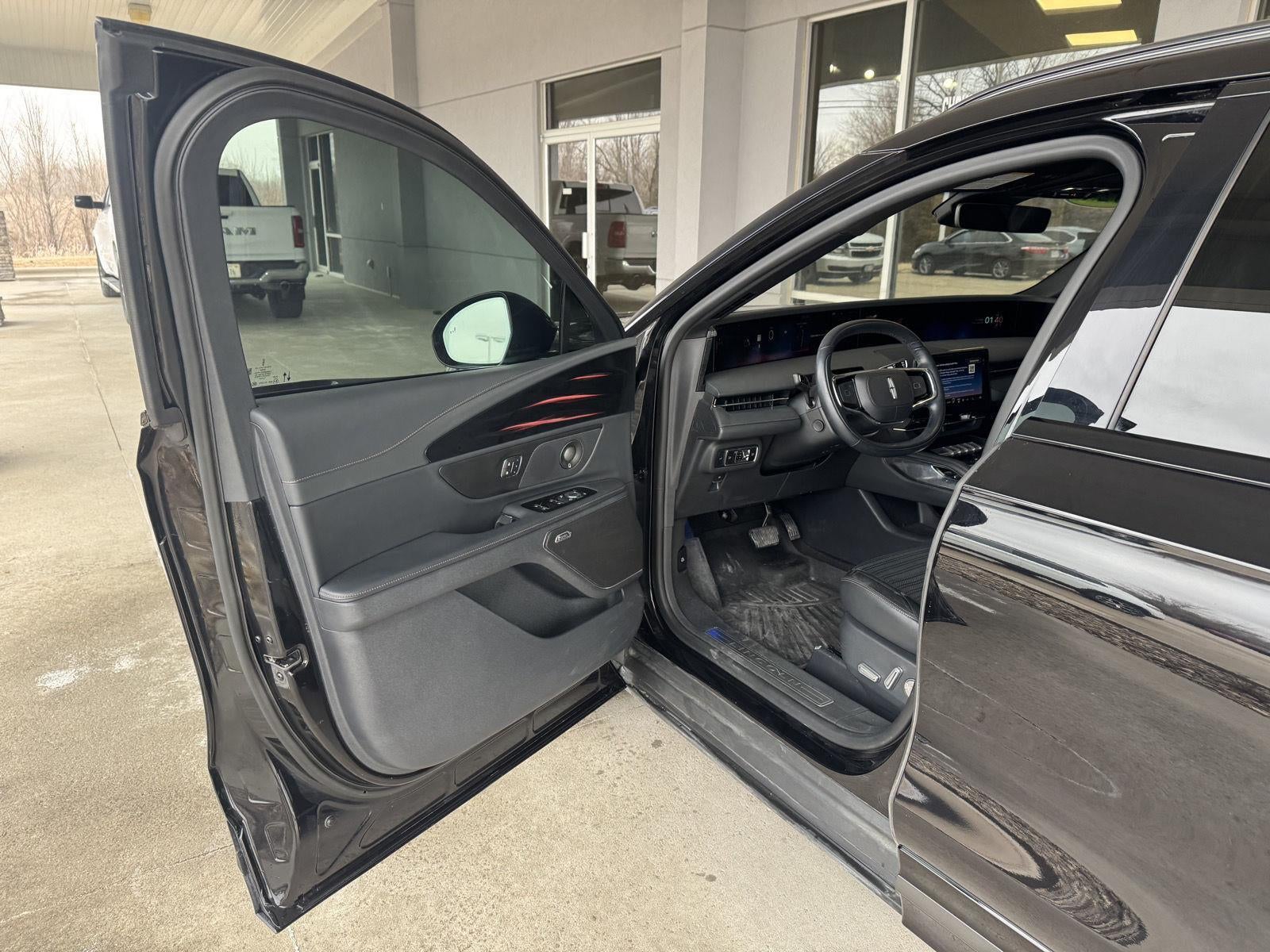 2024 Lincoln Nautilus Reserve