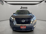 2025 Nissan Pathfinder SV FWD