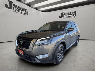 2025 Nissan Pathfinder SV FWD