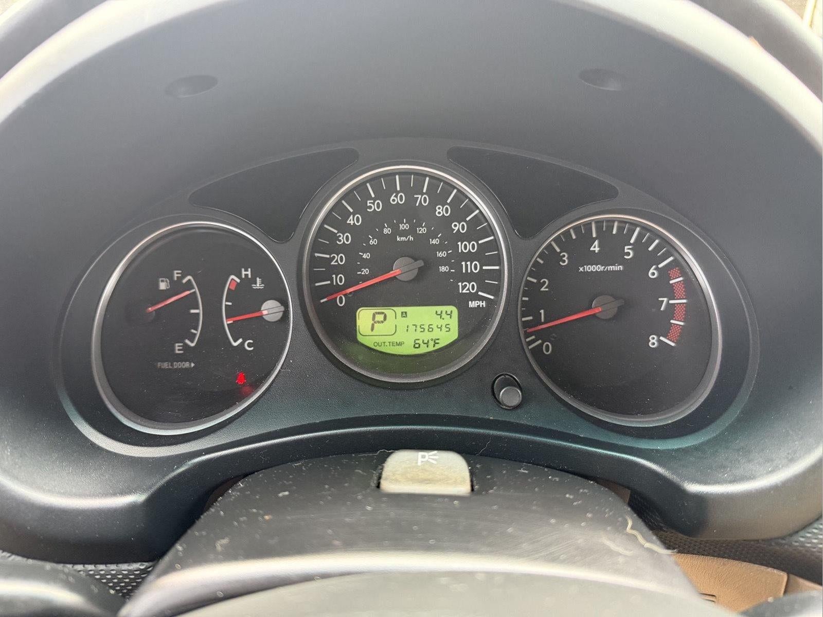 2005 Subaru Forester Base