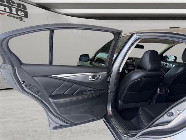 2015 INFINITI Q50 Premium