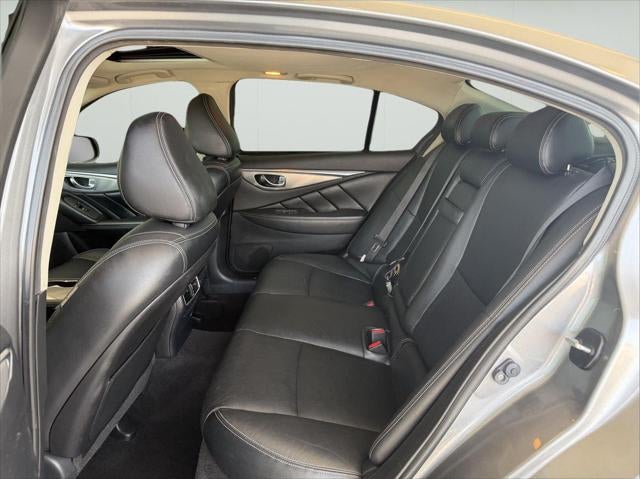 2015 INFINITI Q50 Premium