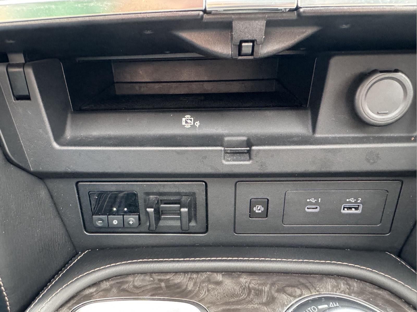 2023 Nissan Armada Platinum 4WD