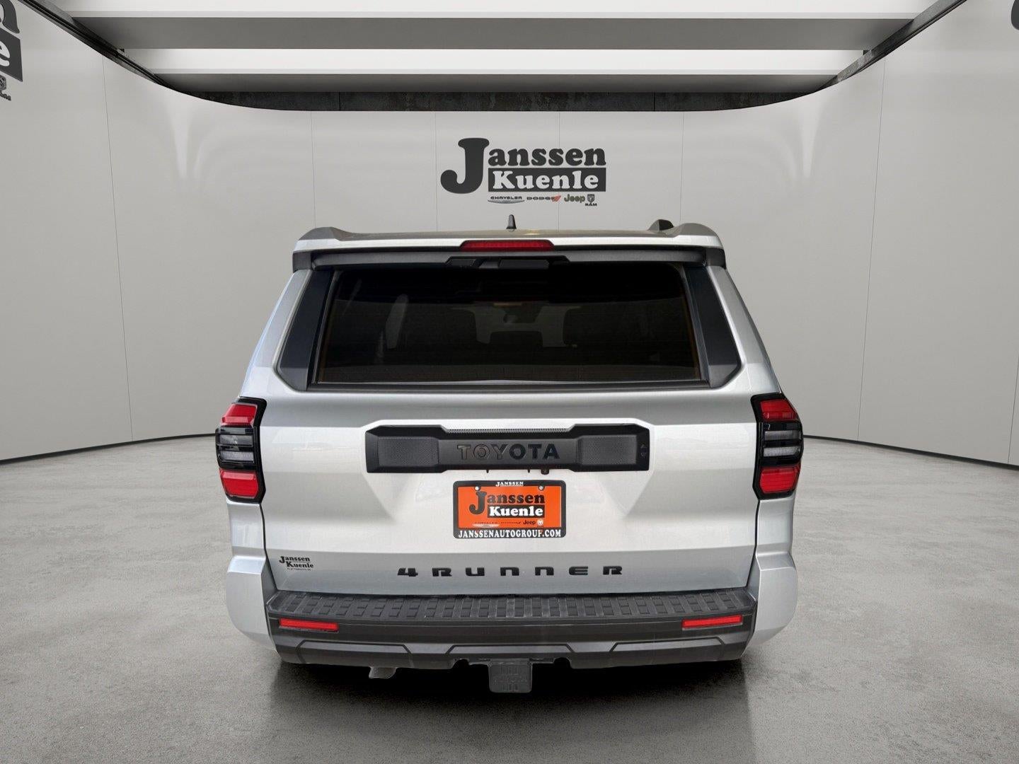 2025 Toyota 4Runner SR5