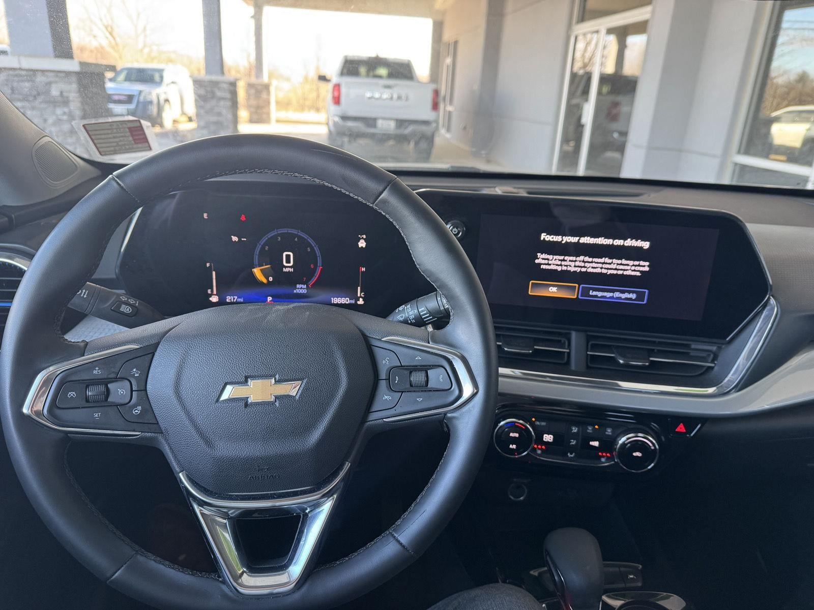 2025 Chevrolet Trax FWD LT