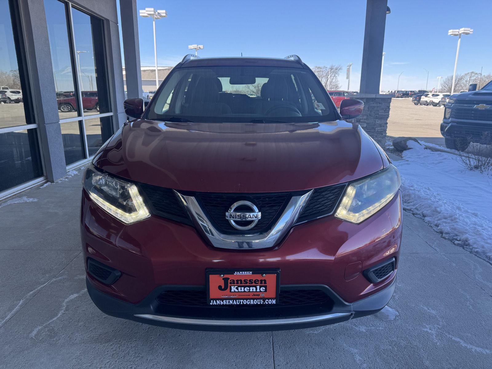 2016 Nissan Rogue SV